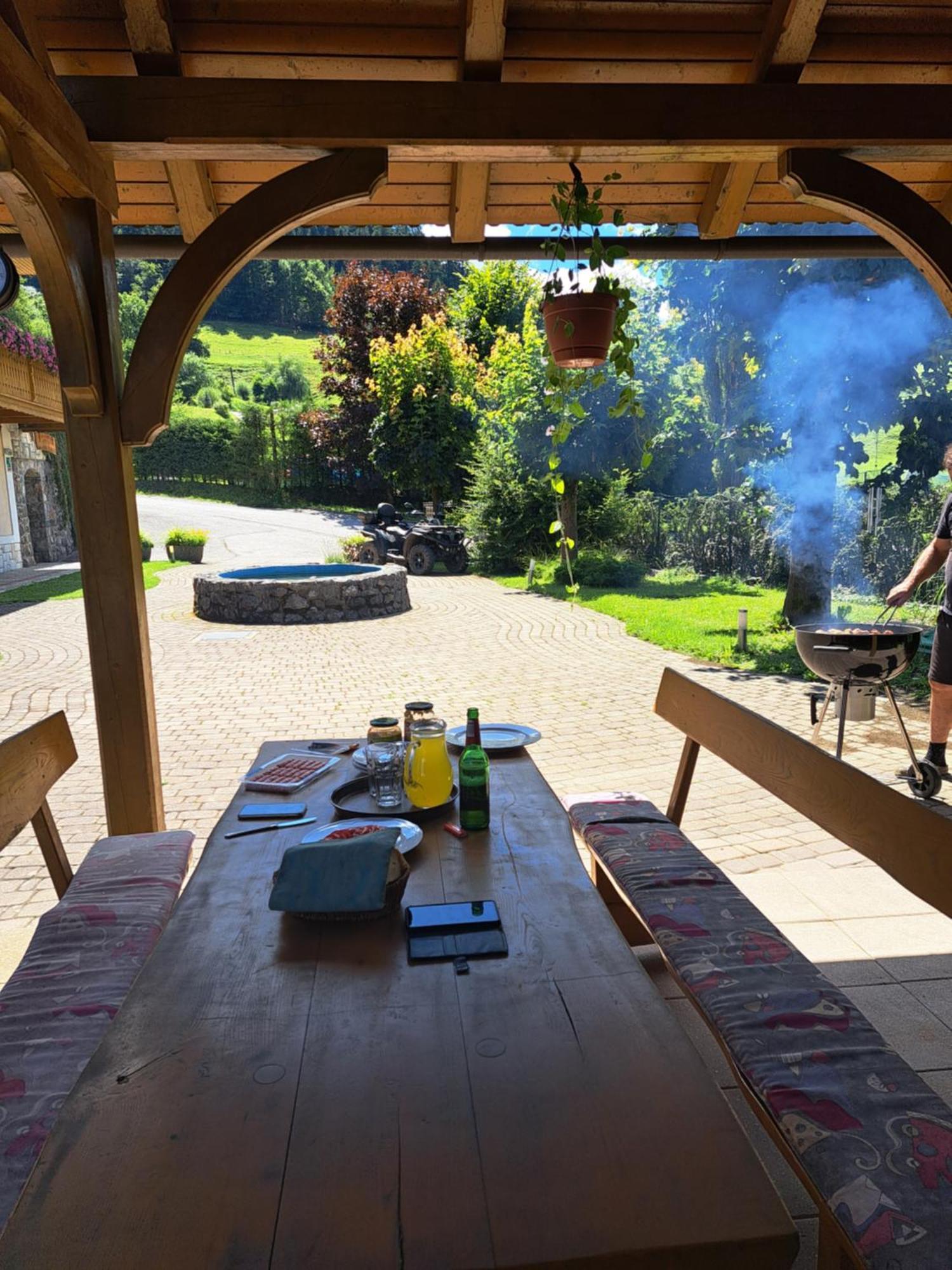 Guest House Kveder Škofja Loka Eksteriør billede