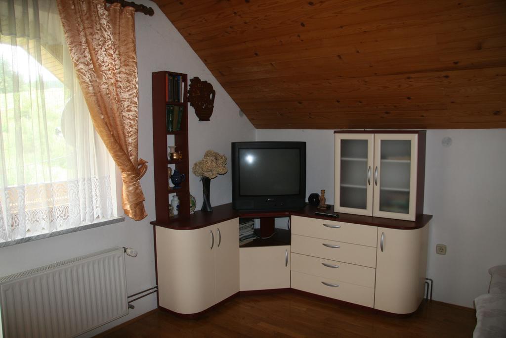 Guest House Kveder Škofja Loka Værelse billede