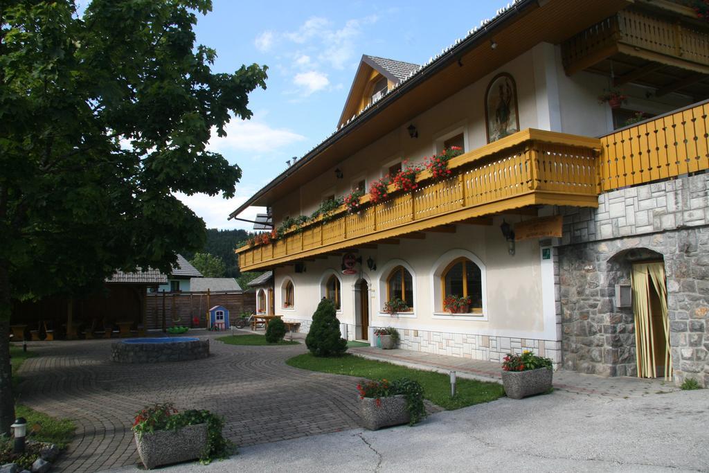 Guest House Kveder Škofja Loka Eksteriør billede