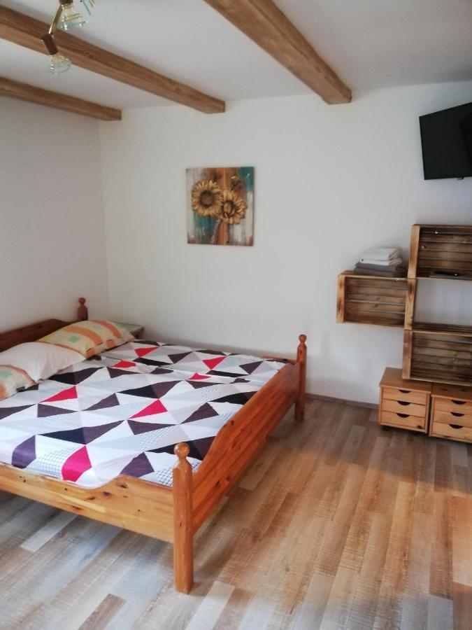 Guest House Kveder Škofja Loka Værelse billede